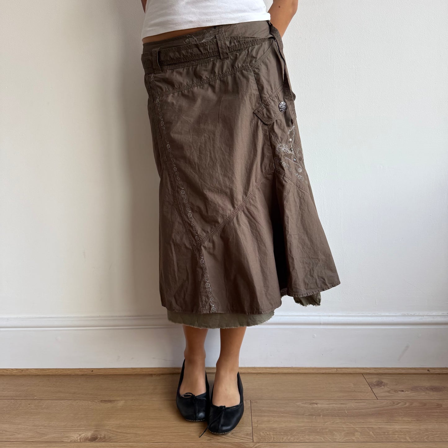Khaki brown sequin midi skirt - Size M
