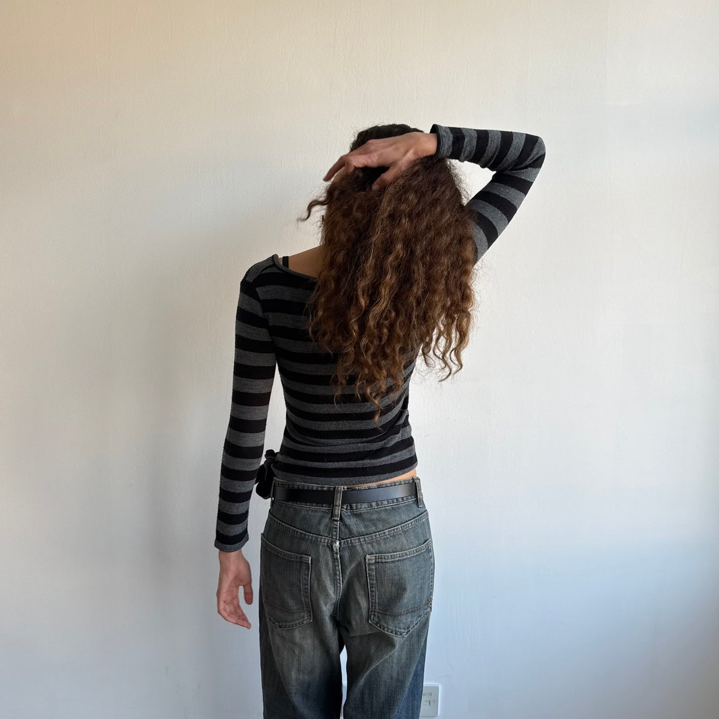 Black and grey striped wrap knit - Size S