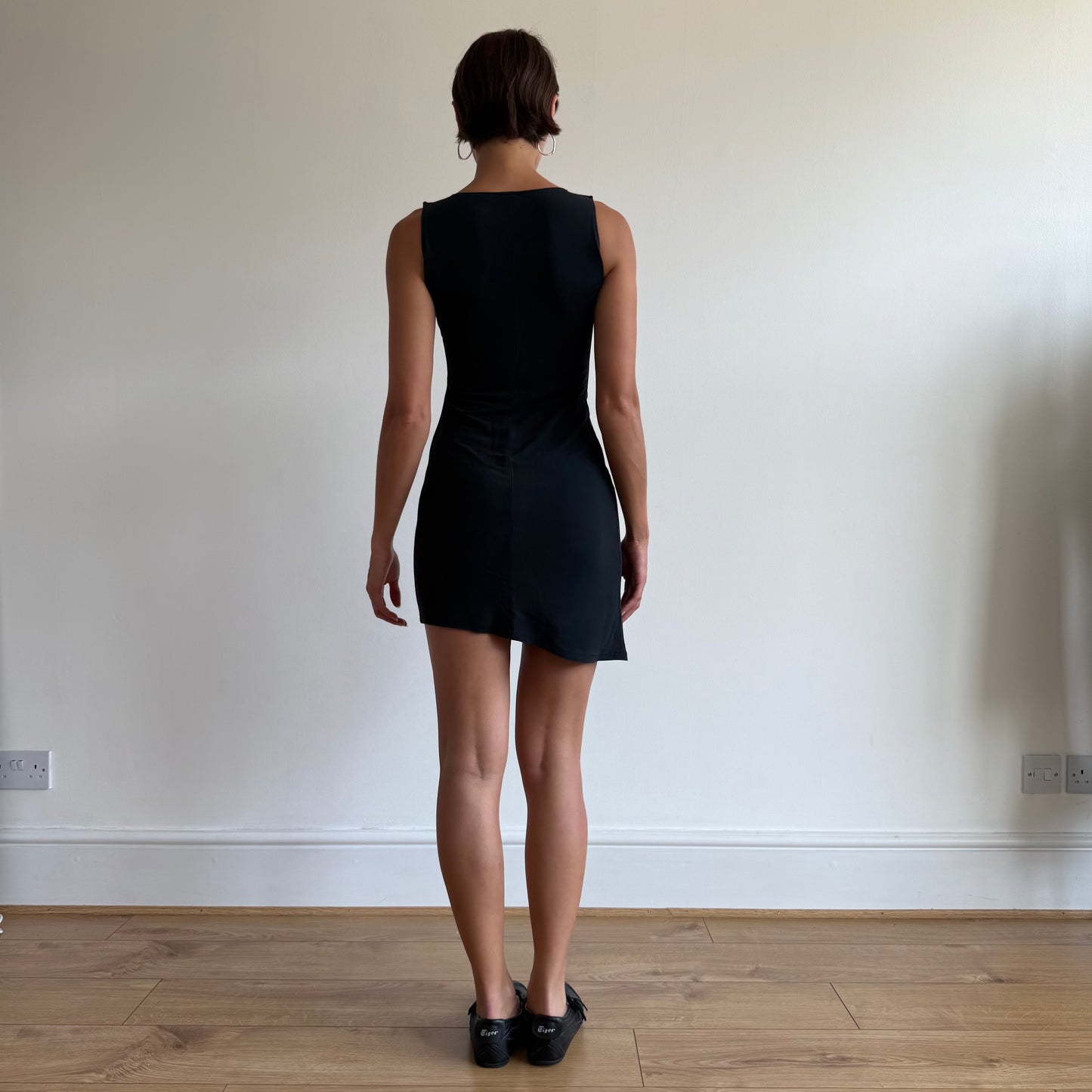 Black asymmetric 90s dress - Size XS