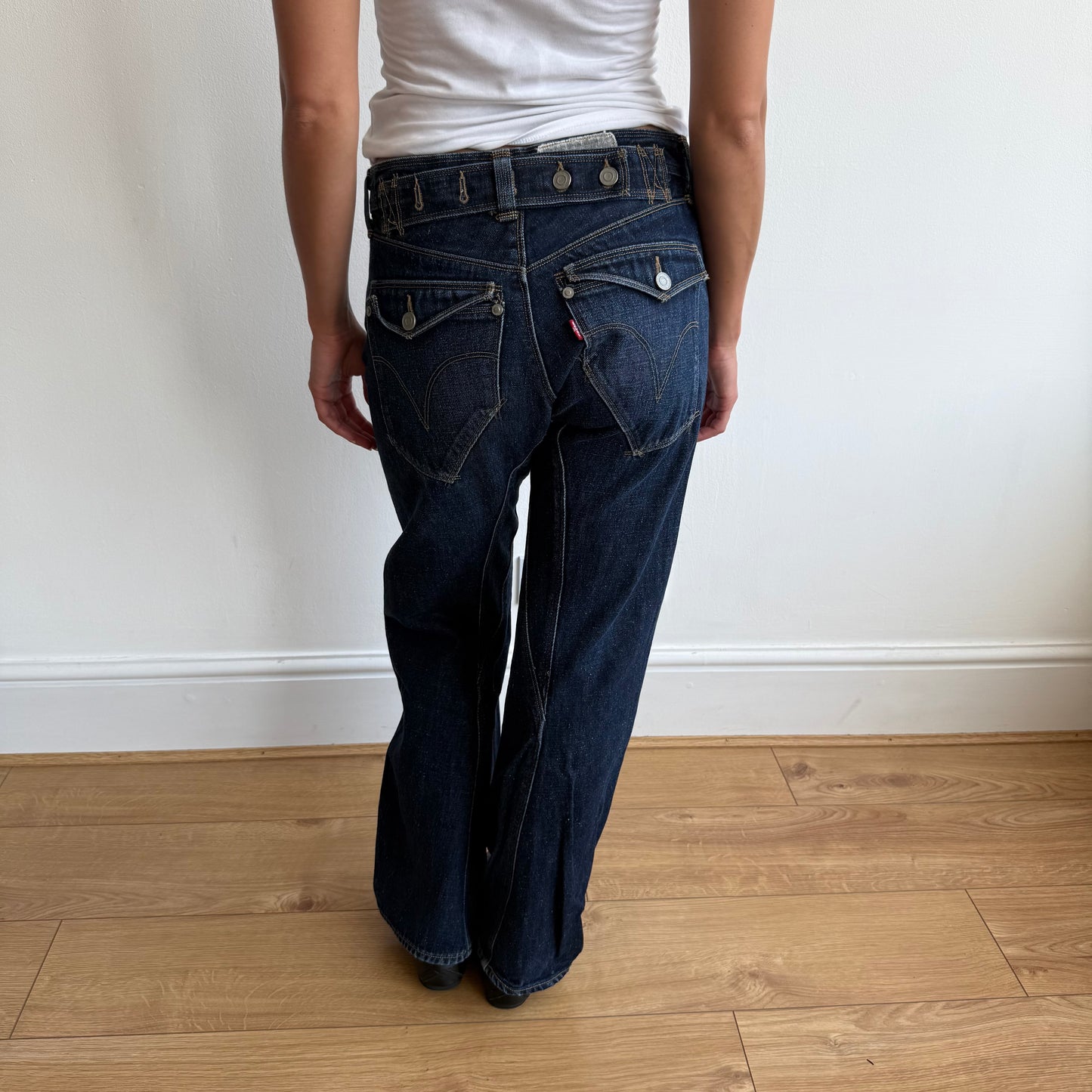 Levi’s Engineered dark wash button jeans - Size 29x32”