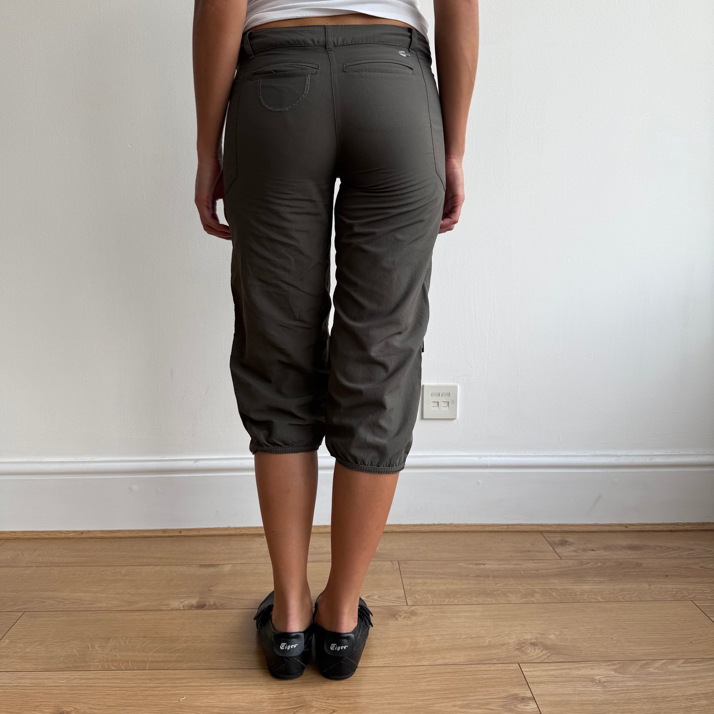 Khaki Adidas belt capris - Size XS