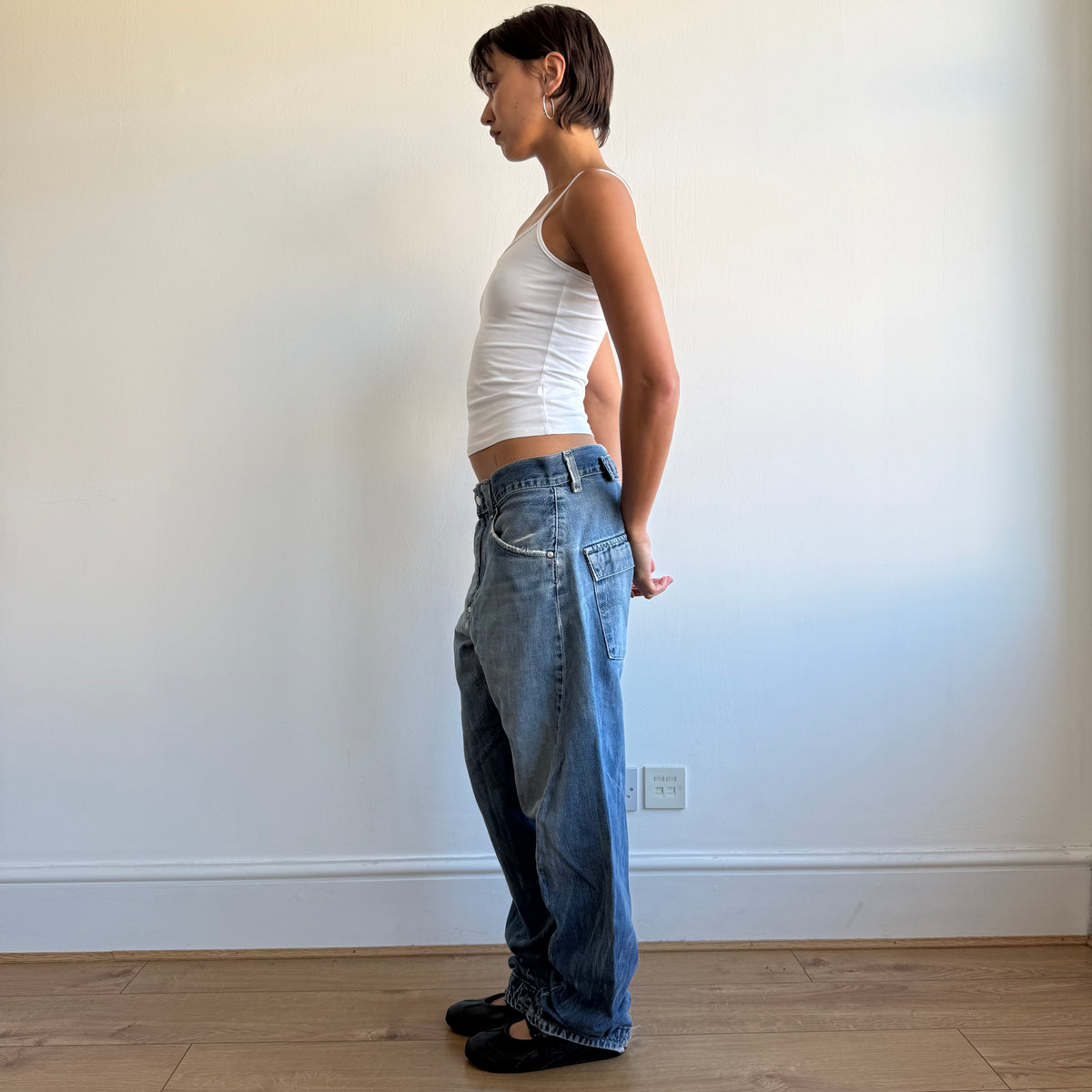 Levi’s Engineered button back jeans - Size 32x34