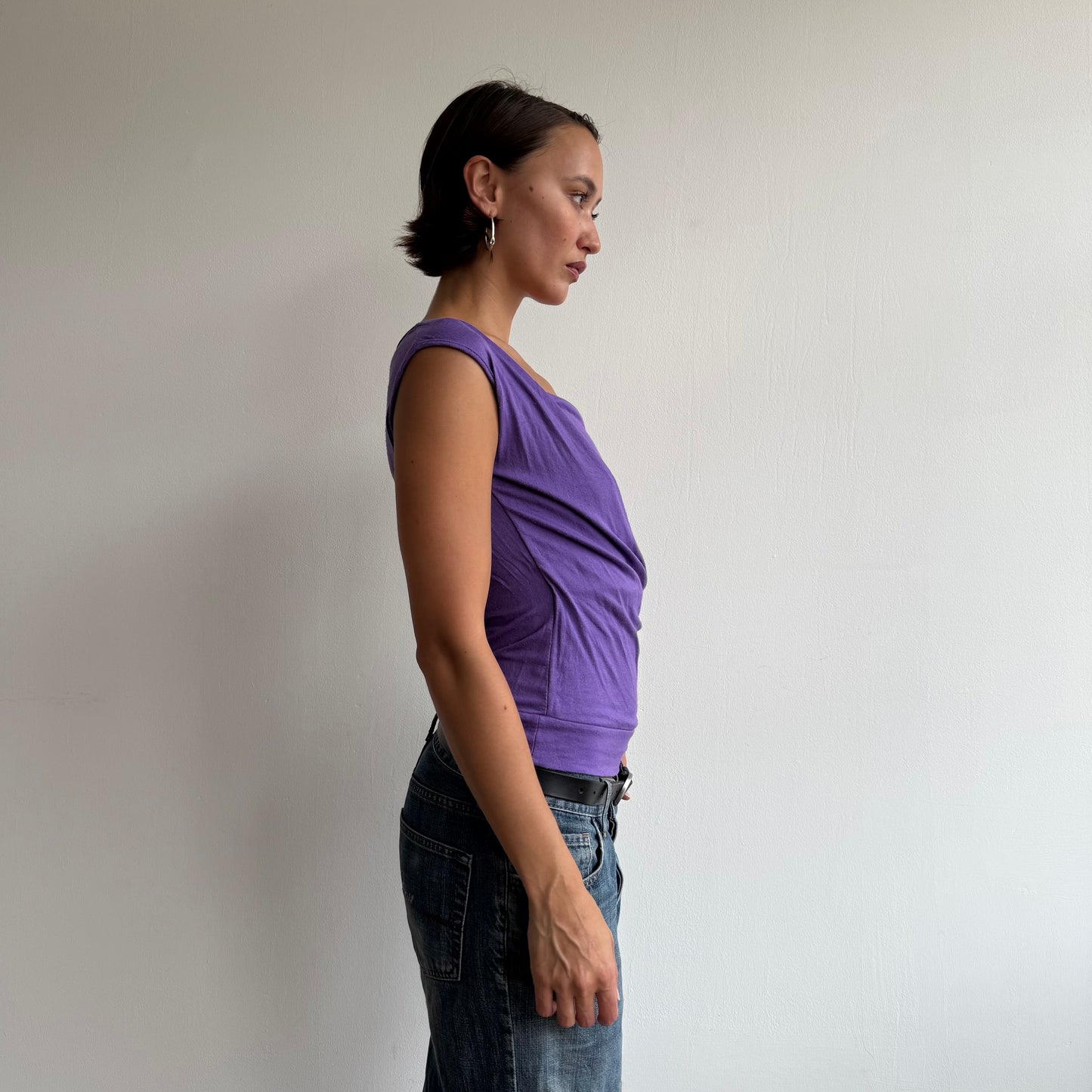 Purple keyhole top - Size S