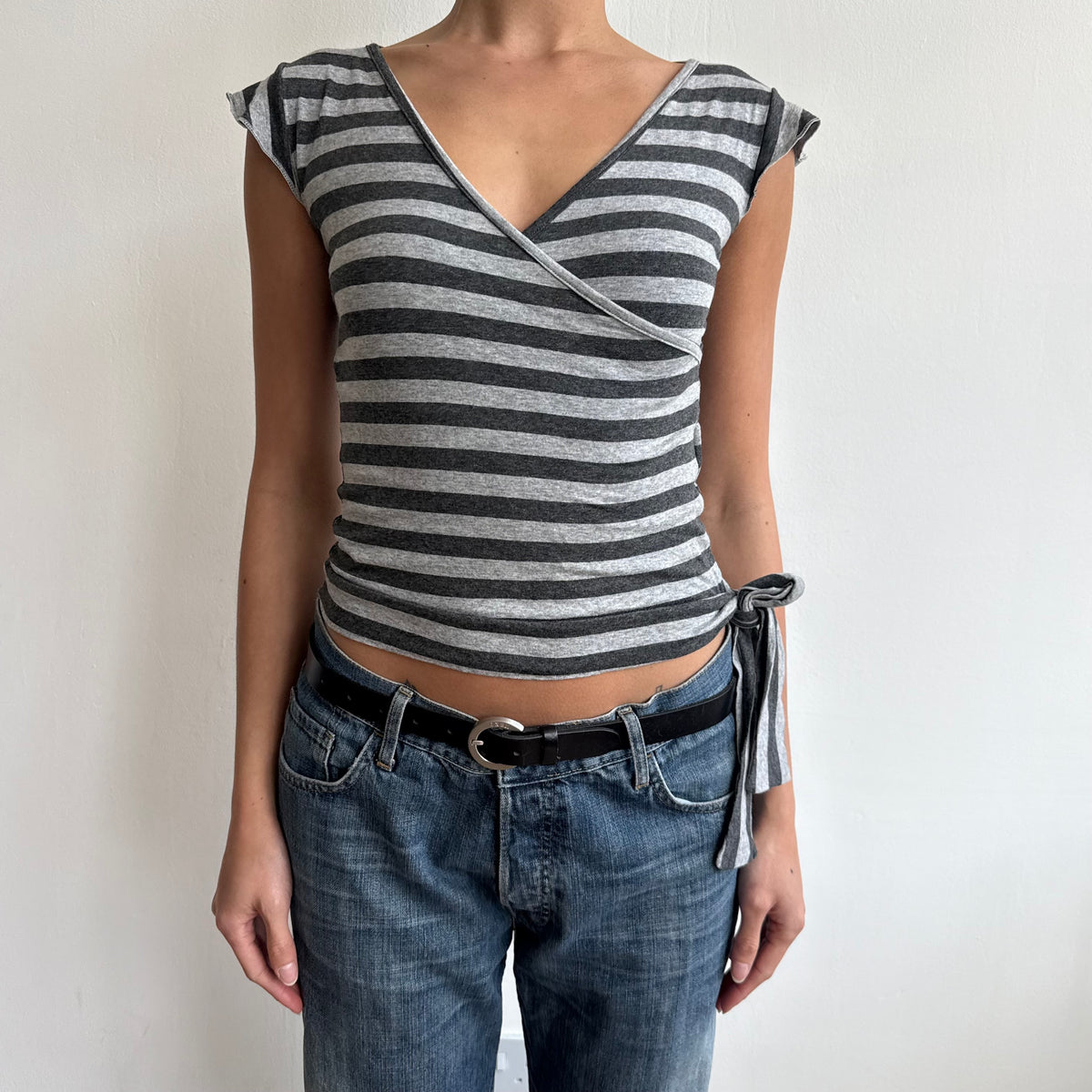 Grey striped wrap ballet top - Size S-M