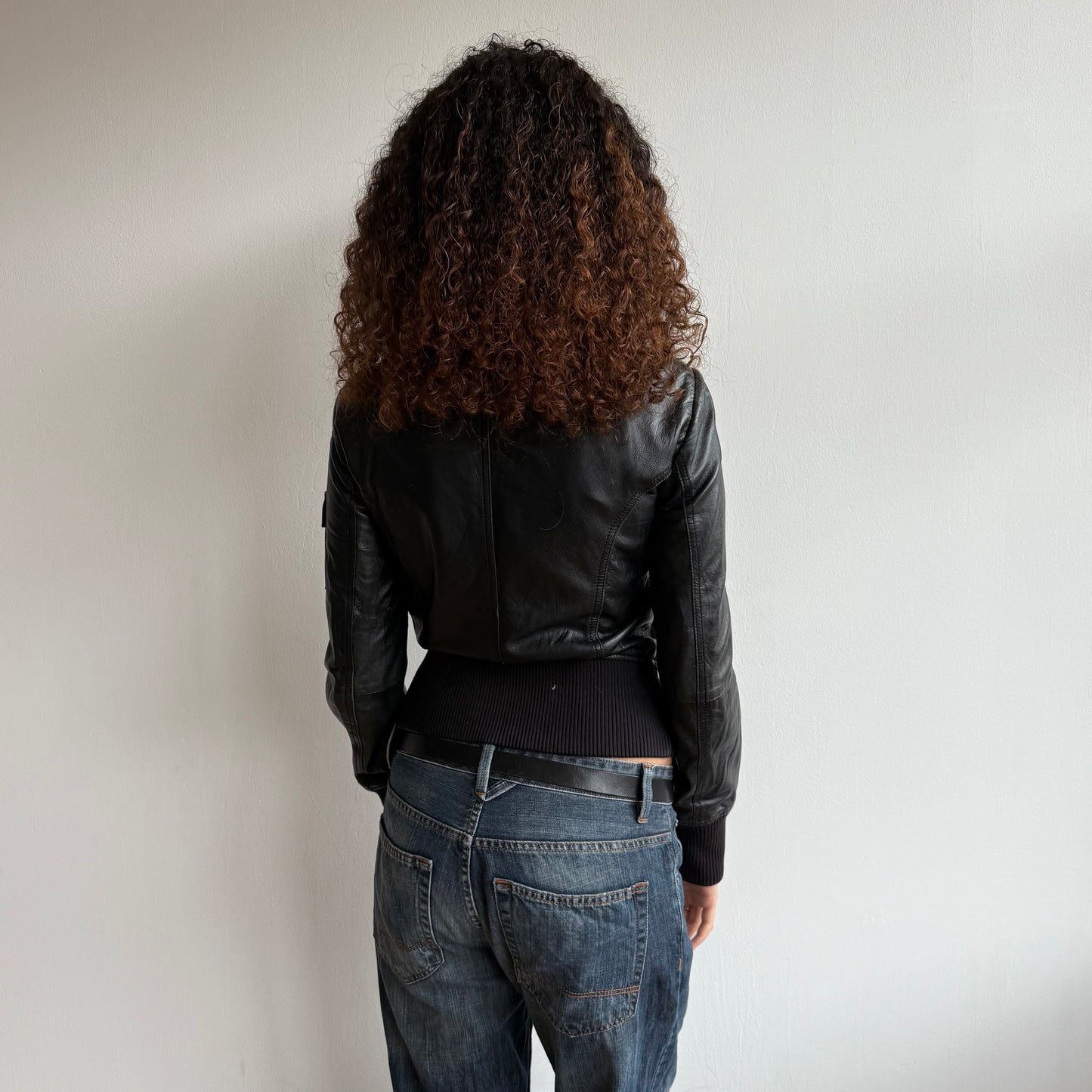 Black leather bomber jacket - Size S/M