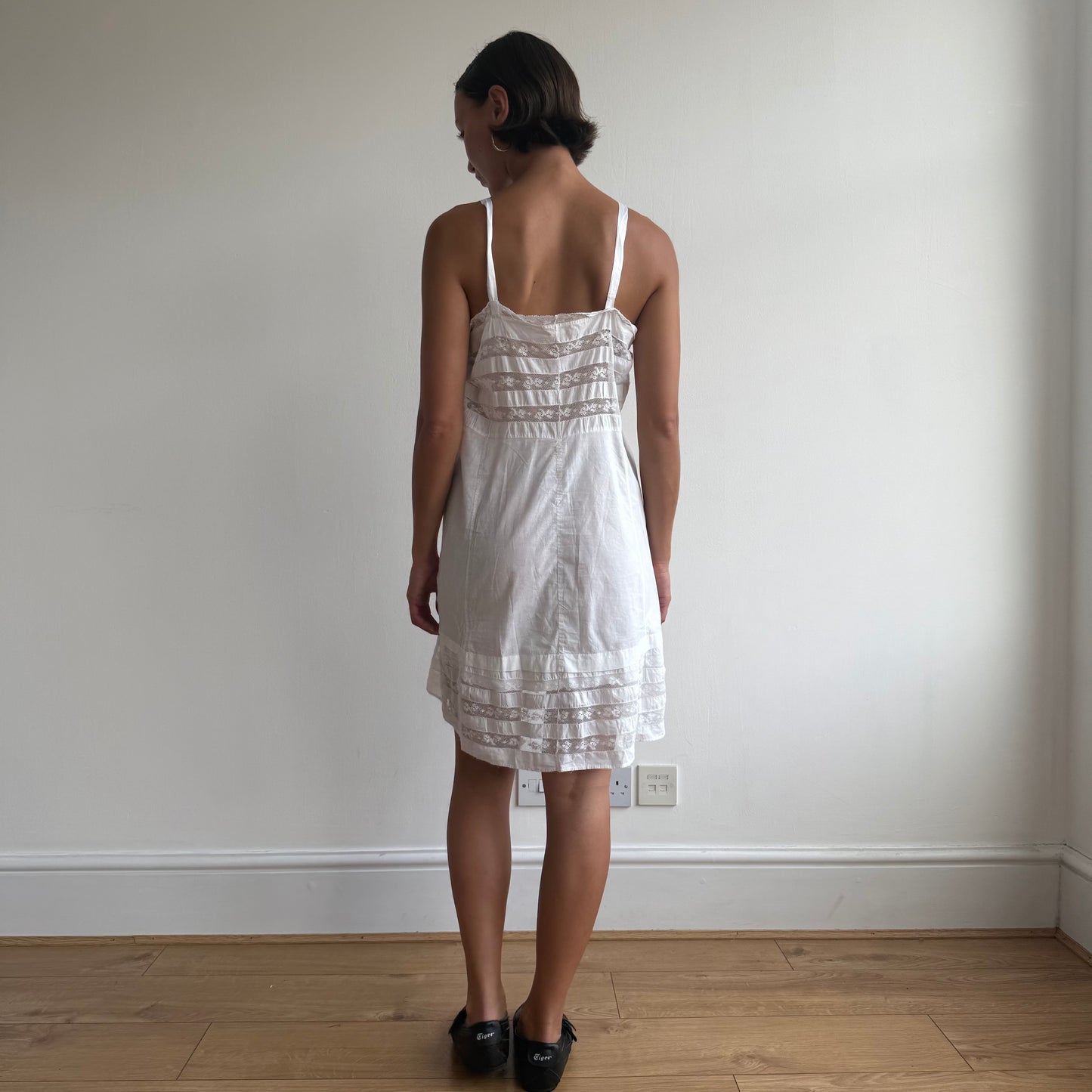 White lace insert milkmaid dress - Size L