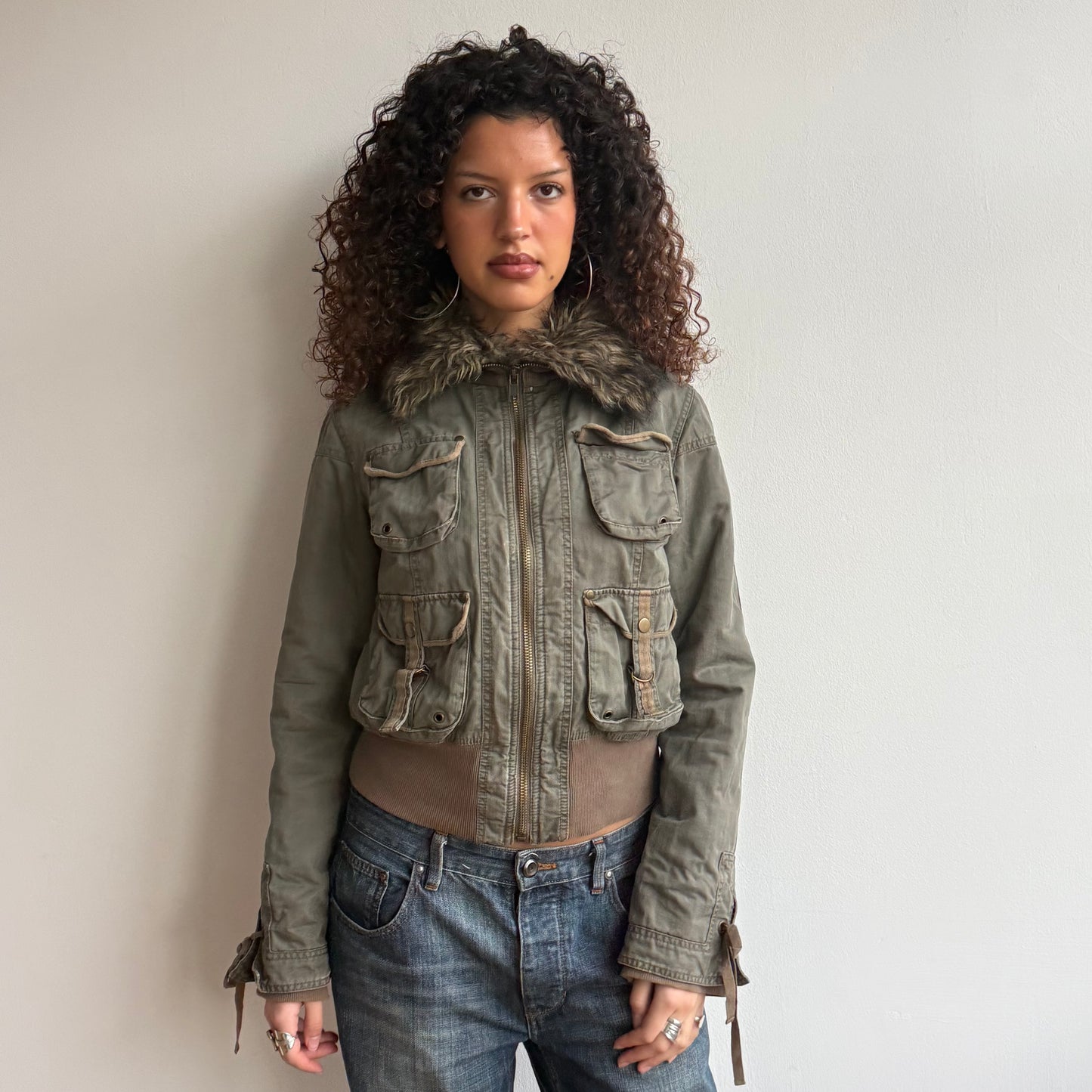 Khaki fur collar cargo bomber - Size M