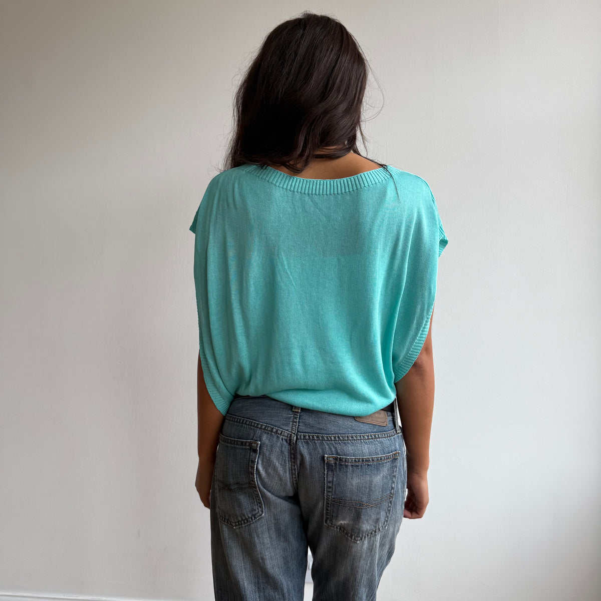 Turquoise short sleeve slouchy knit - Size M