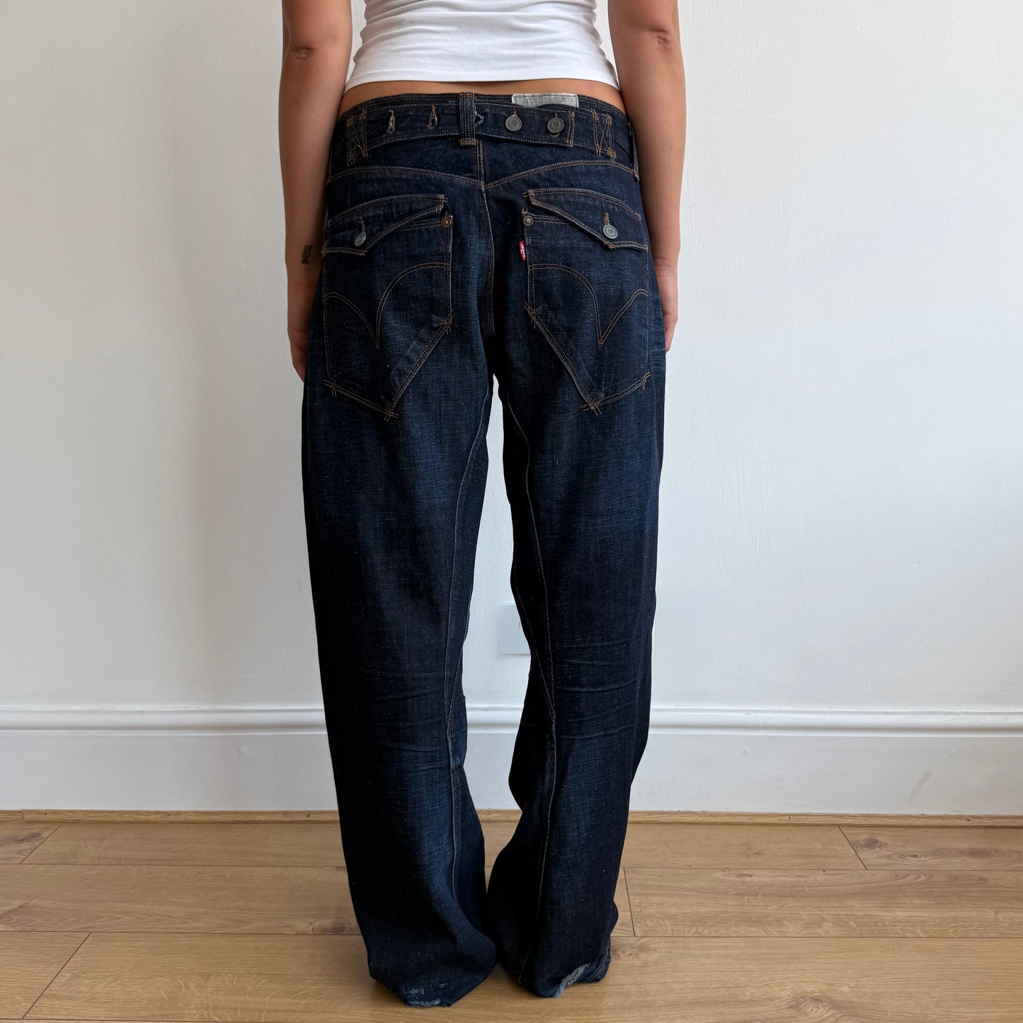 Levi’s Engineered dark wash button jeans - Size 33x34