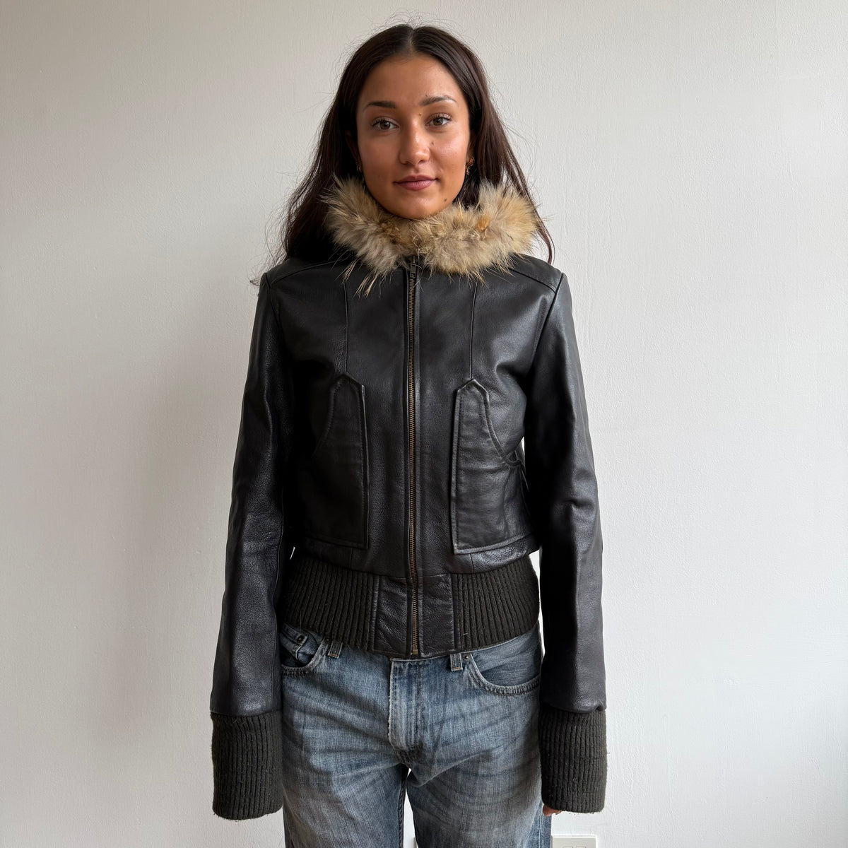 Black leather fur hood bomber - Size S