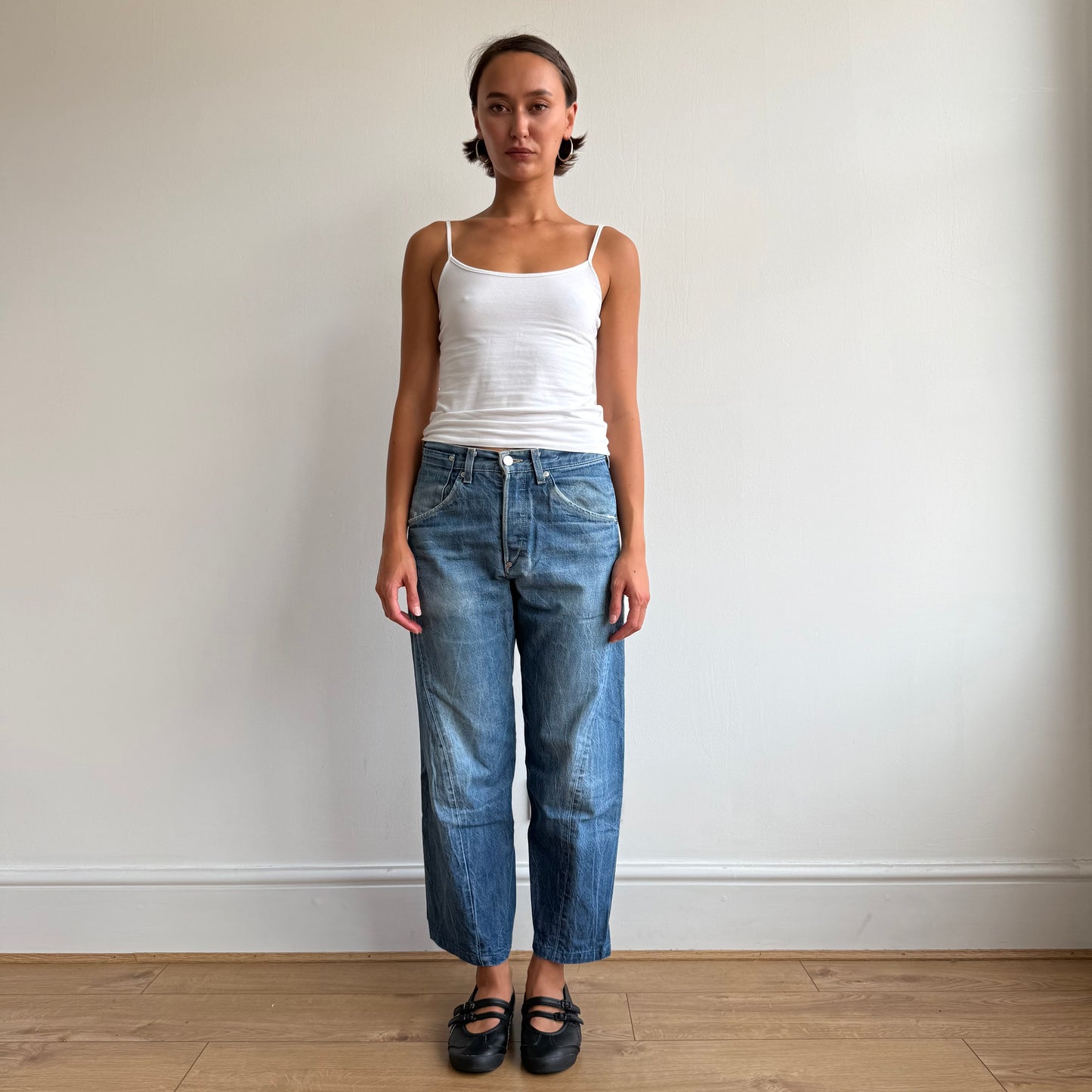 Levi’s Engineered cinch capris - Size 30”