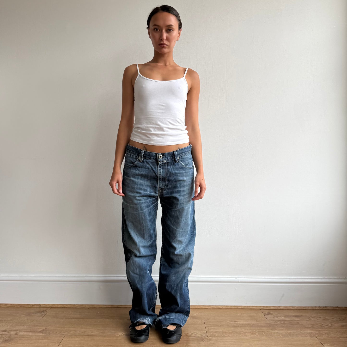 Levi’s cinch back jeans - Size 34x34