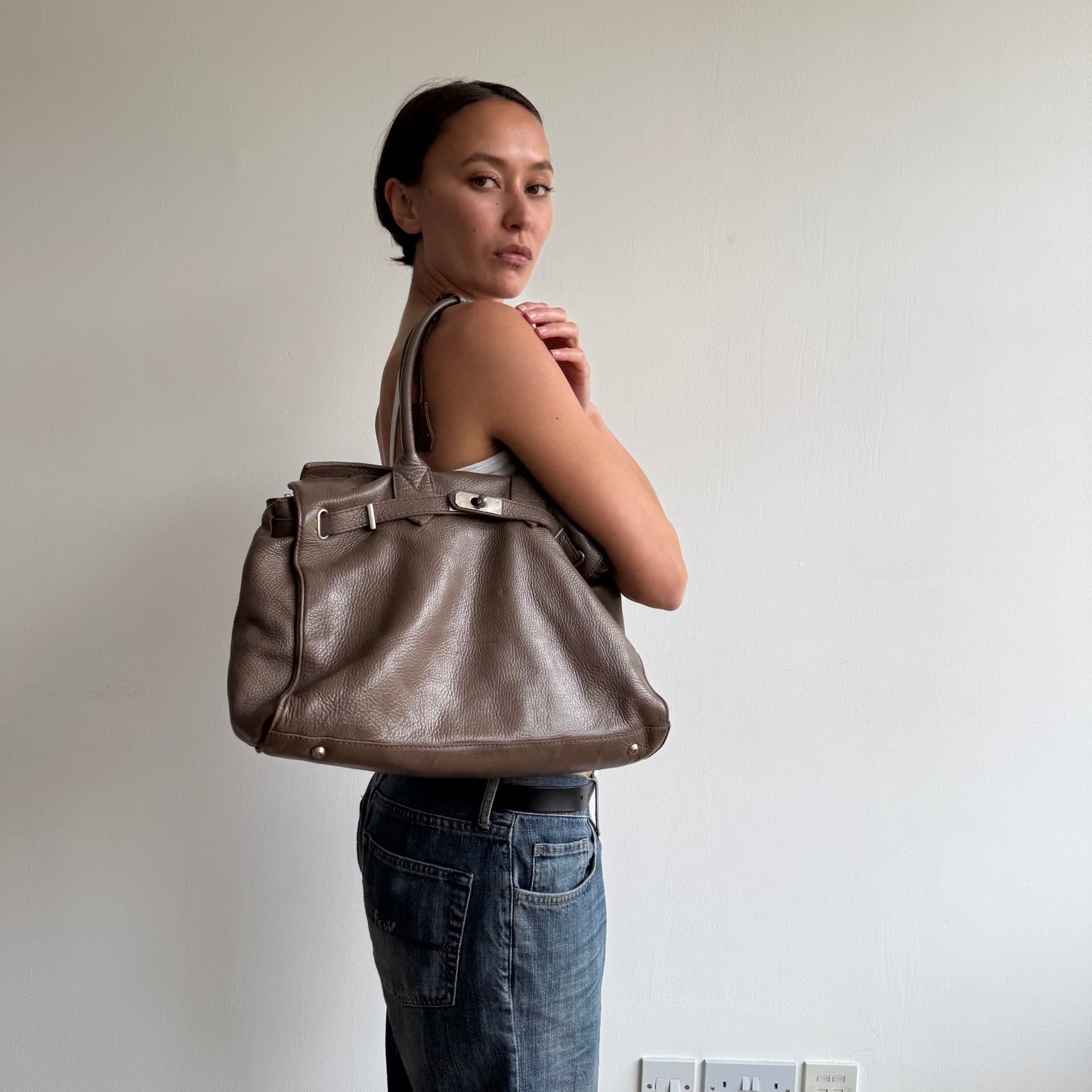 Brown leather ‘firkin’ bag - One Size