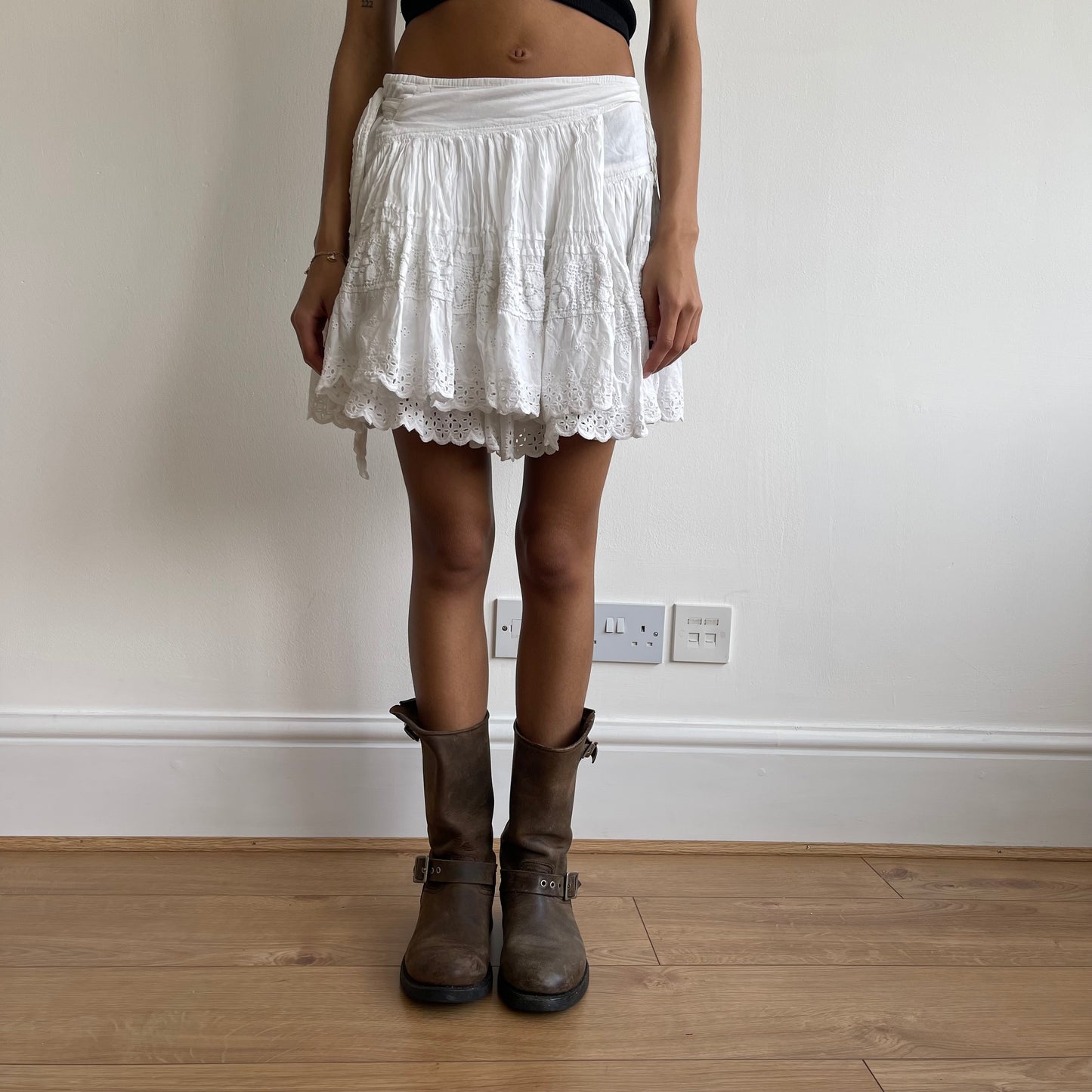 Broderie wrap skirt - Size S