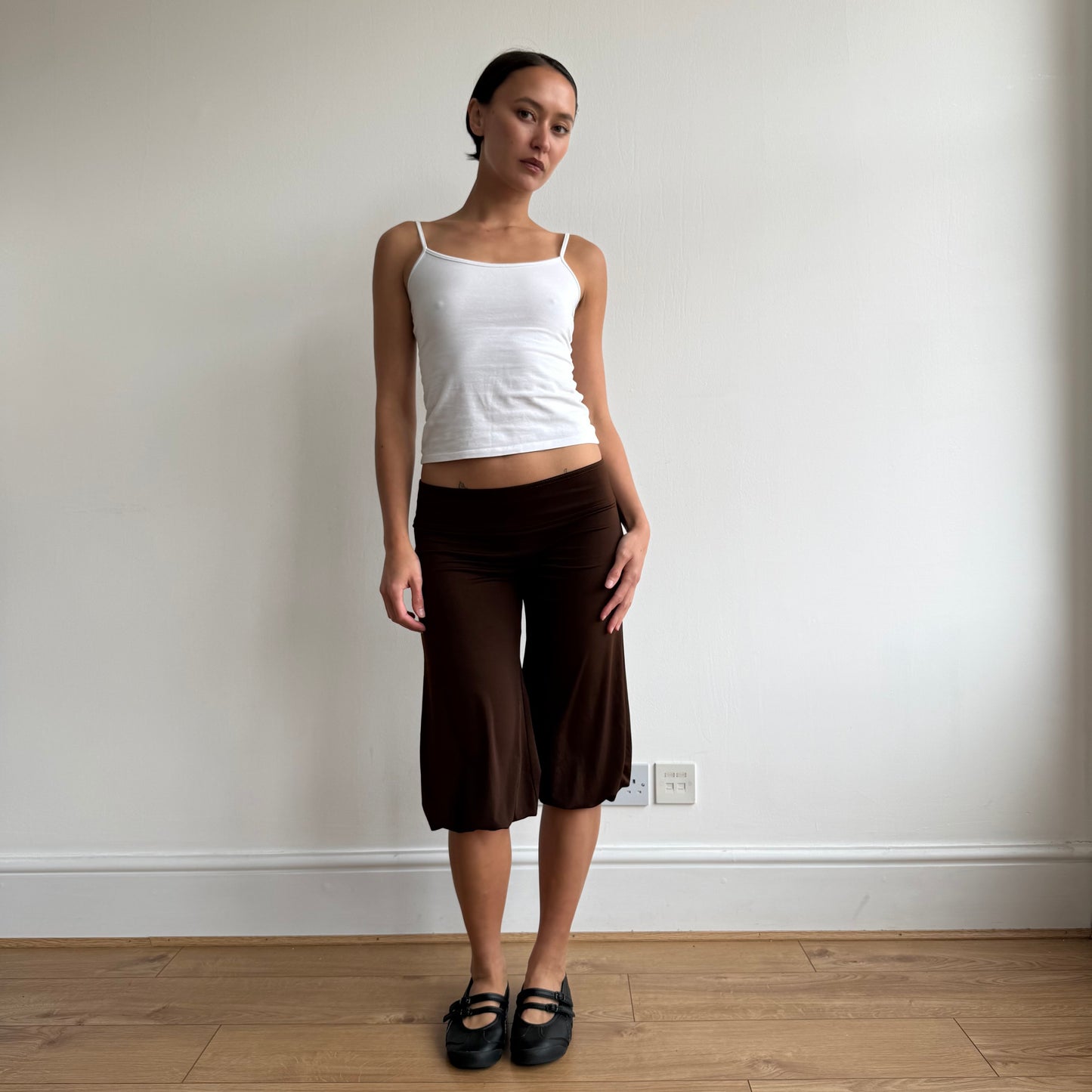 Brown harem bubble capris - Size S