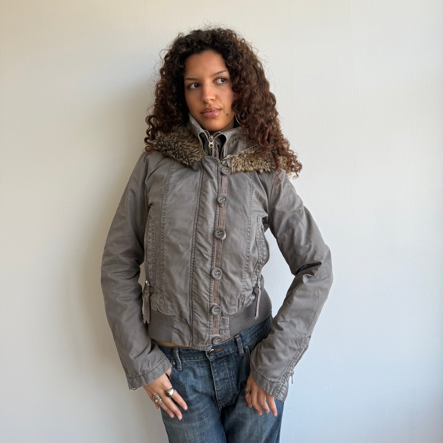 Grey fur hood cargo bomber jacket - Size S/M