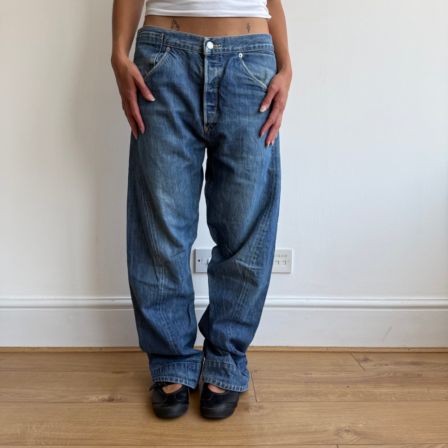 Levi’s Engineered cinch back jeans - Size 34x34