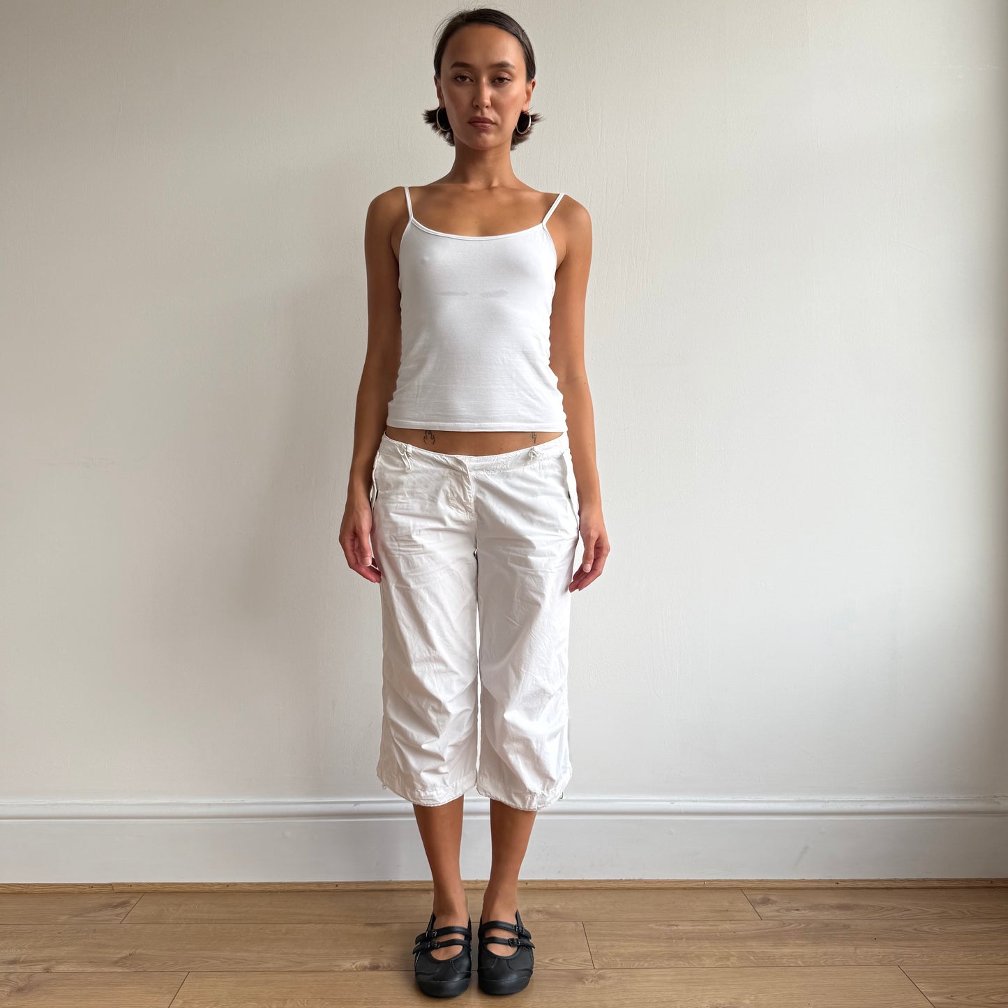 White toggle Puma capris - Size 29”