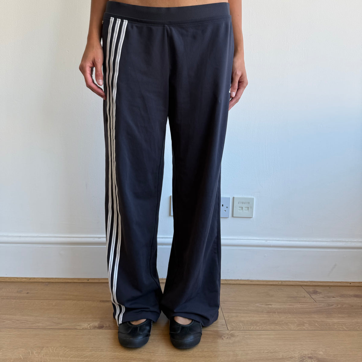 Navy Adidas 3 stripe wide leg yoga pants - Size L