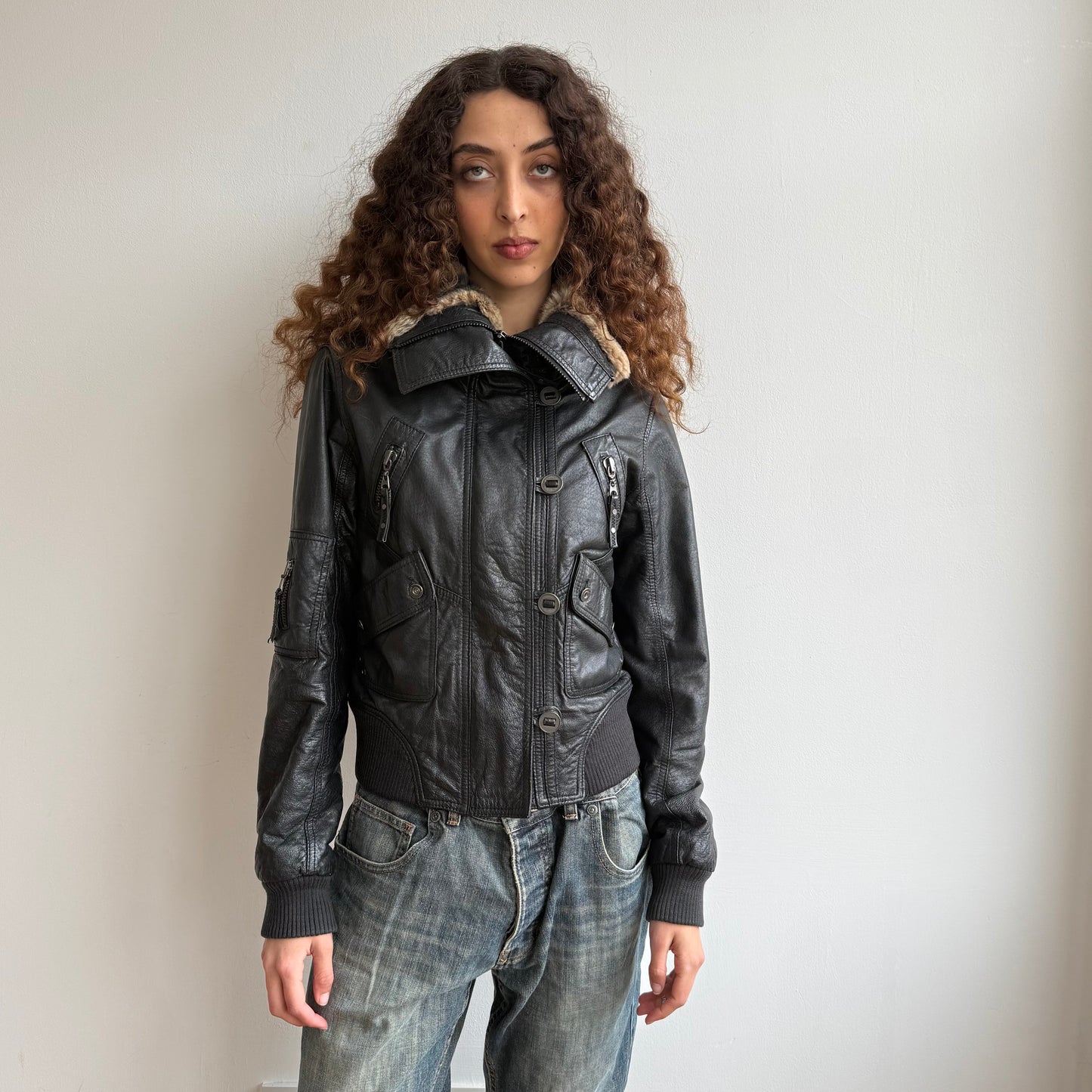 Black leather fur bomber jacket - Size M