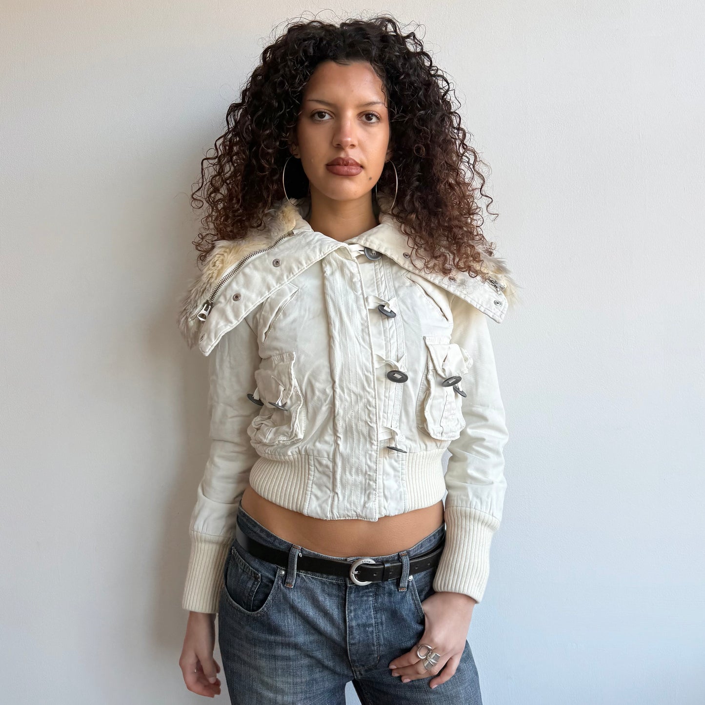 White fur collar bomber - Size S