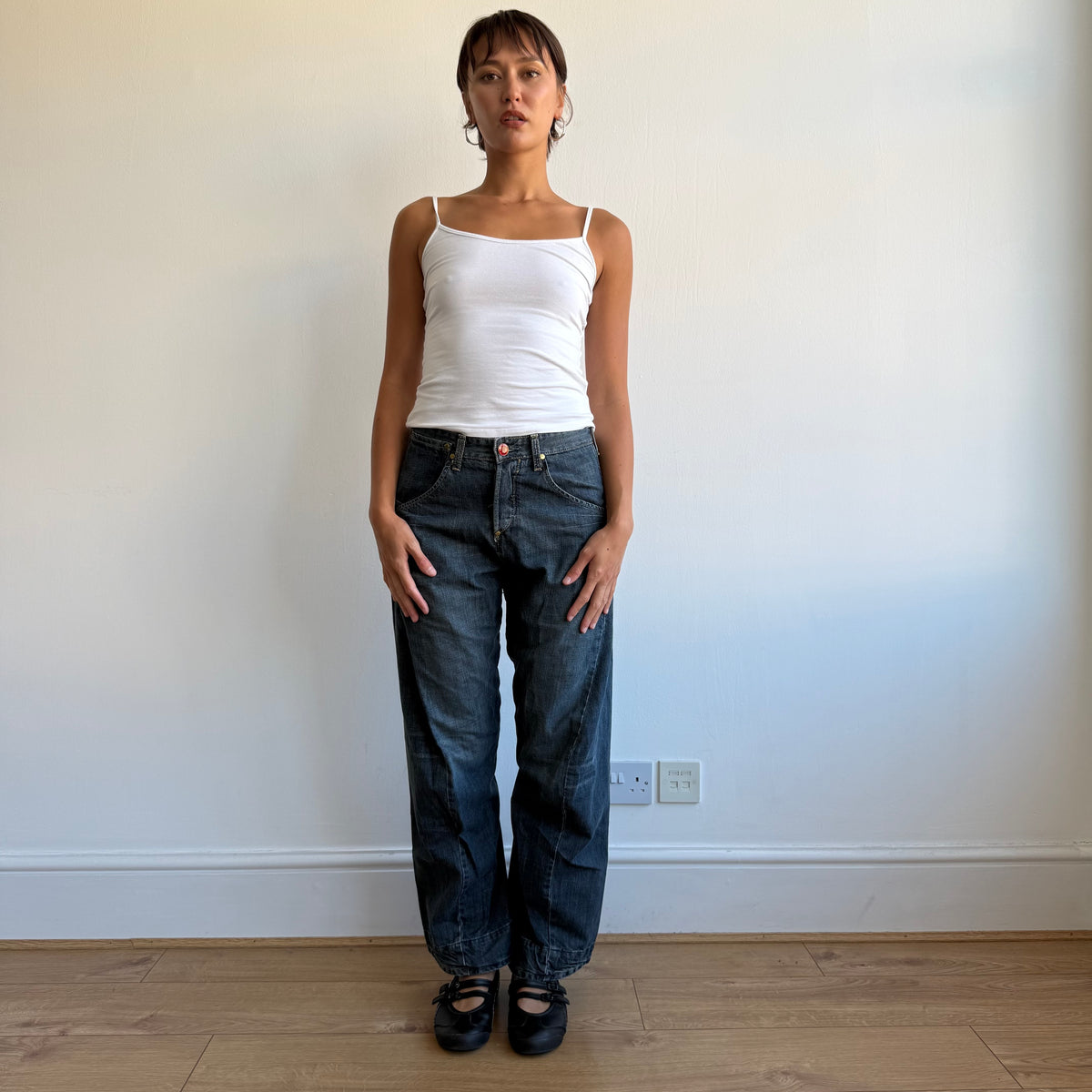 Levi’s Engineered cinch back jeans - Size 28x32