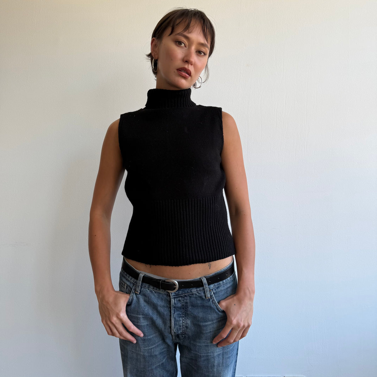 Black sleeveless knit jumper - Size S
