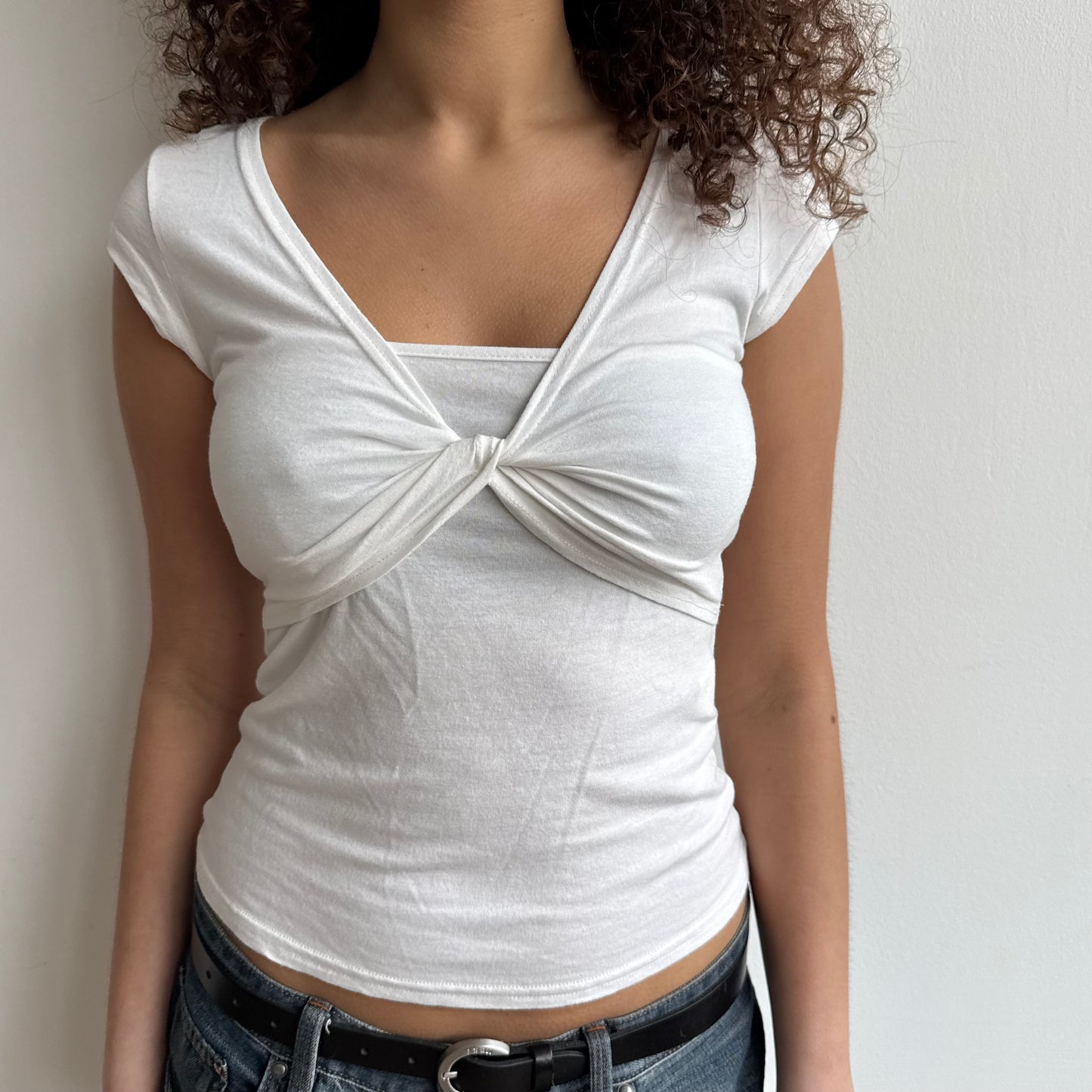 White twist front tshirt - Size S
