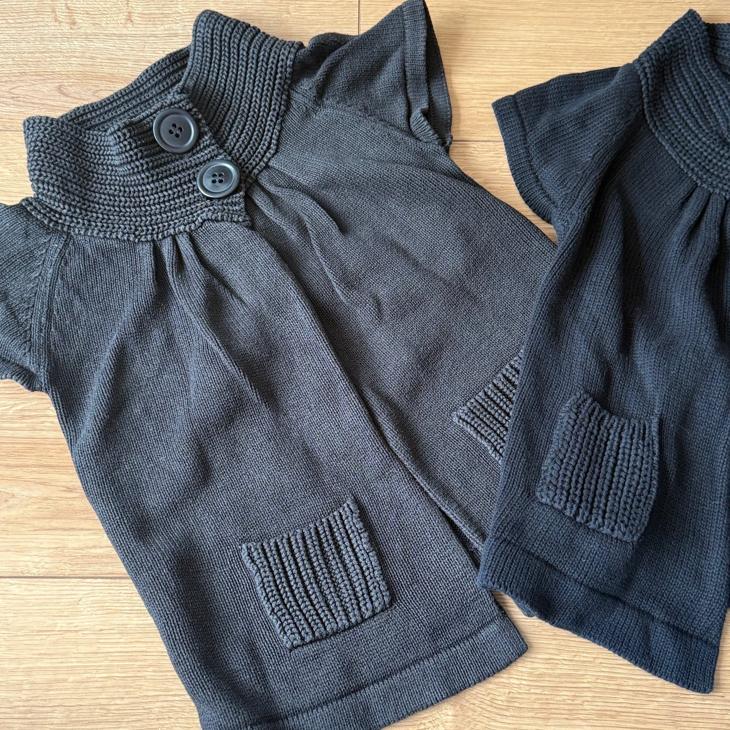 Black button open knit - Size S + S/M