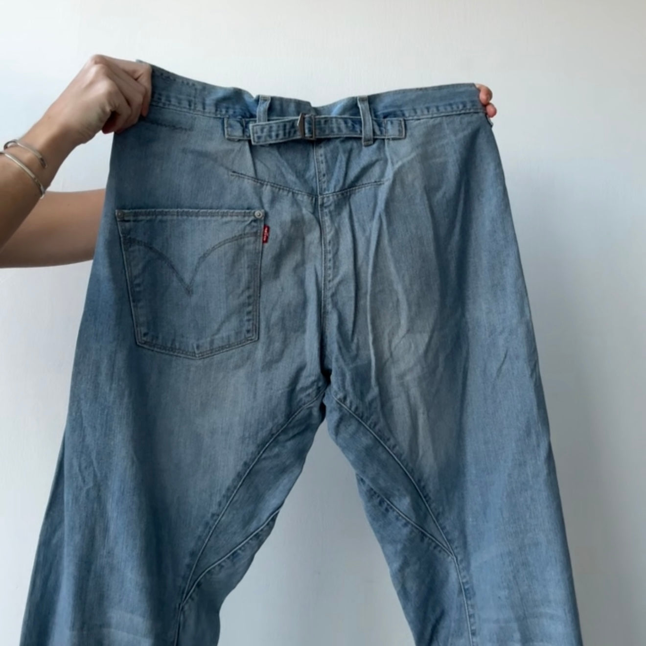 Levi’s Engineered buckle jeans - Size 34