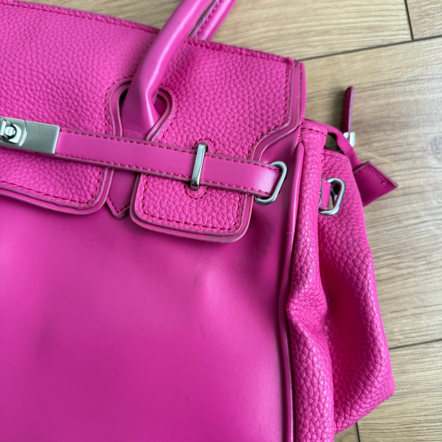 Hot pink ‘firkin’ bag - One Size