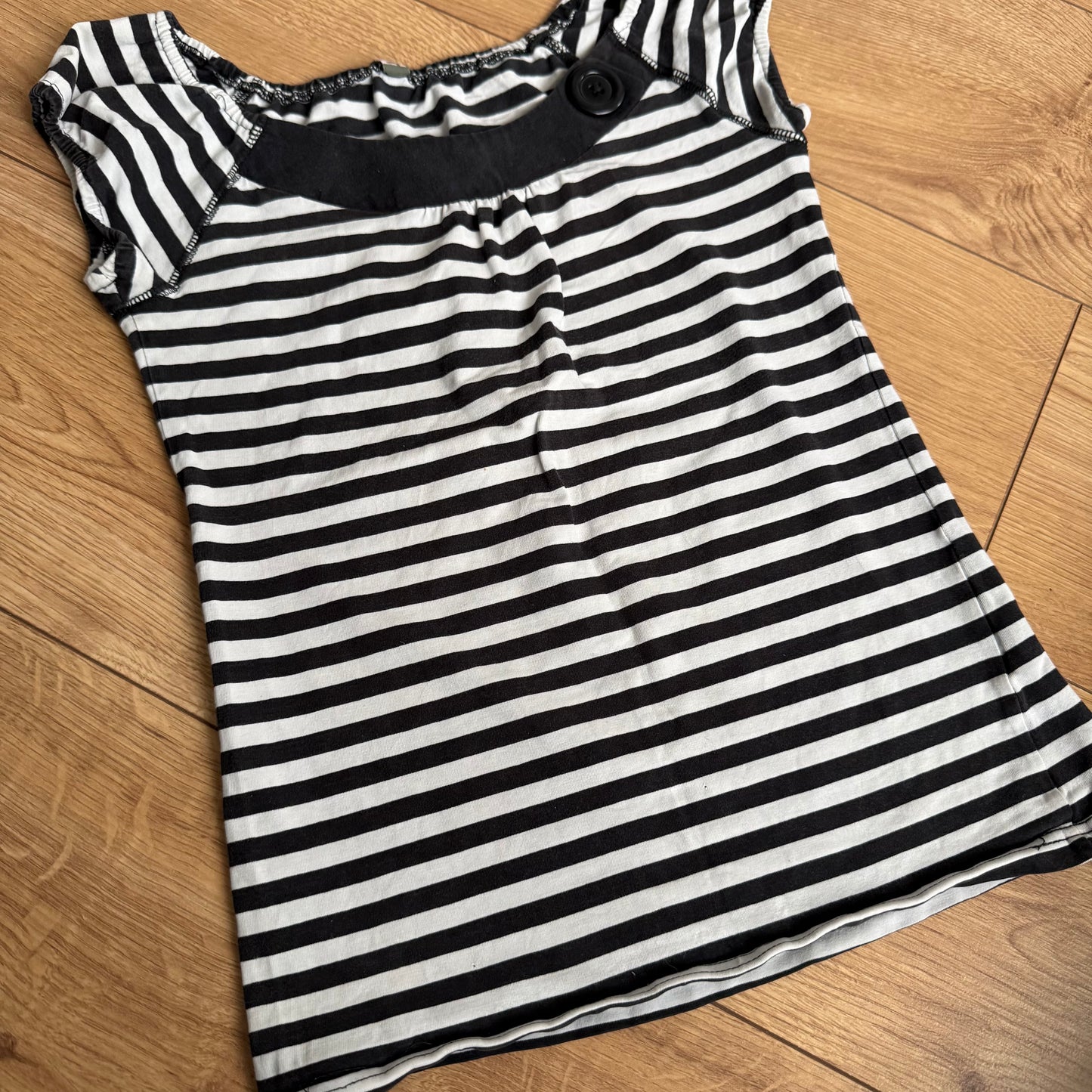 Black + white stripe button top - Size M