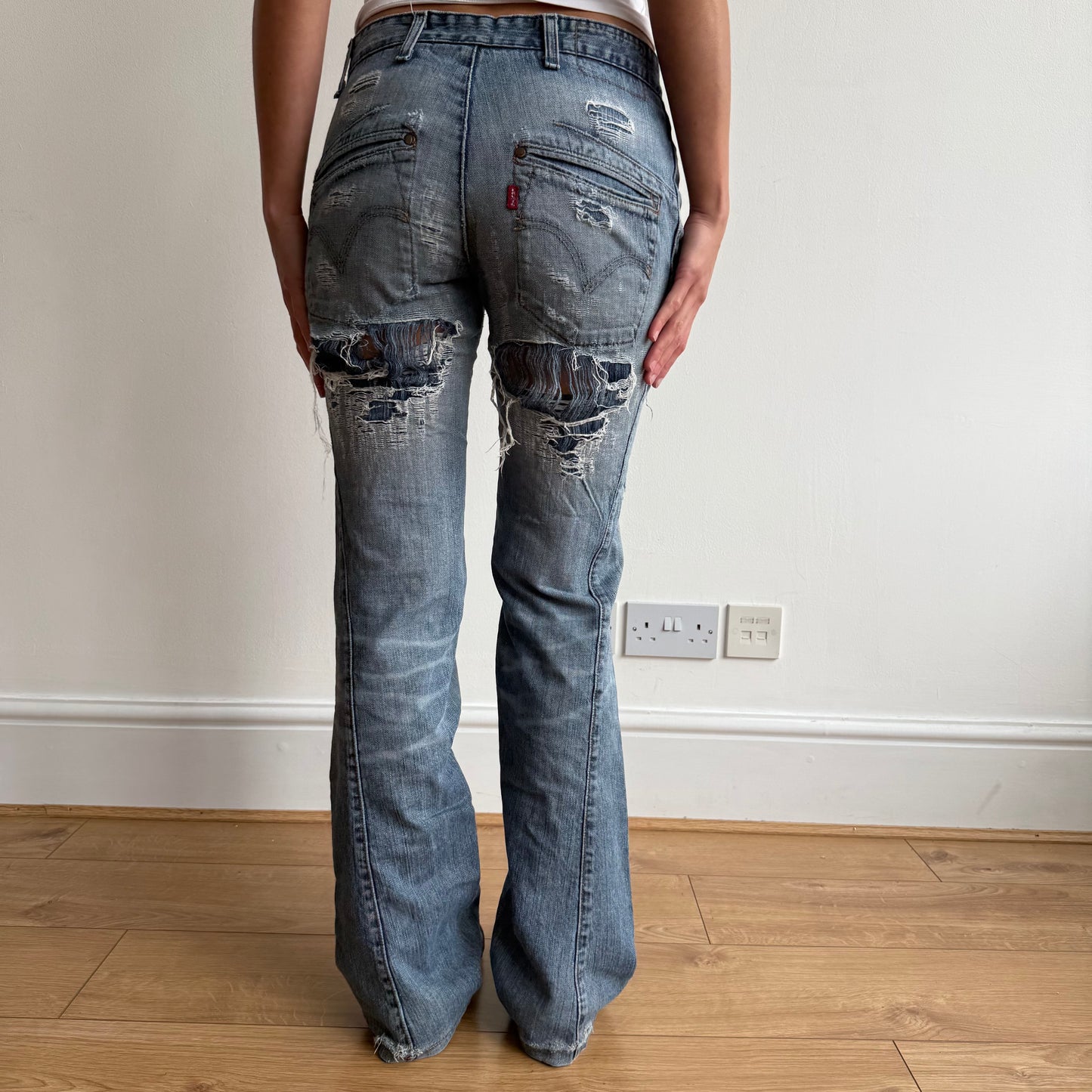 Levi’s Engineered distressed jeans - Size 29x34