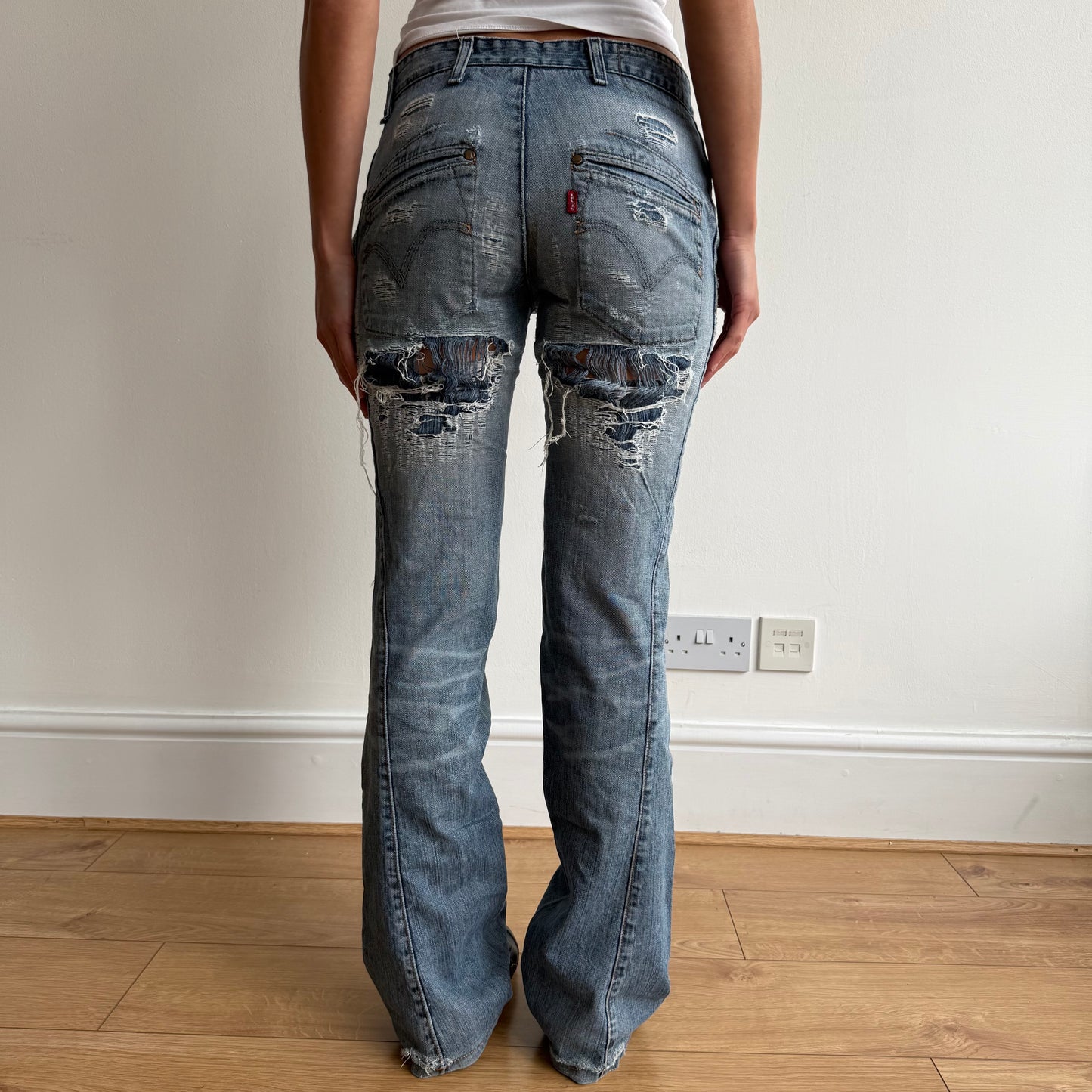 Levi’s Engineered distressed jeans - Size 29x34