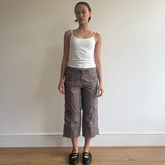 Brown cargo toggle capris - Size XS