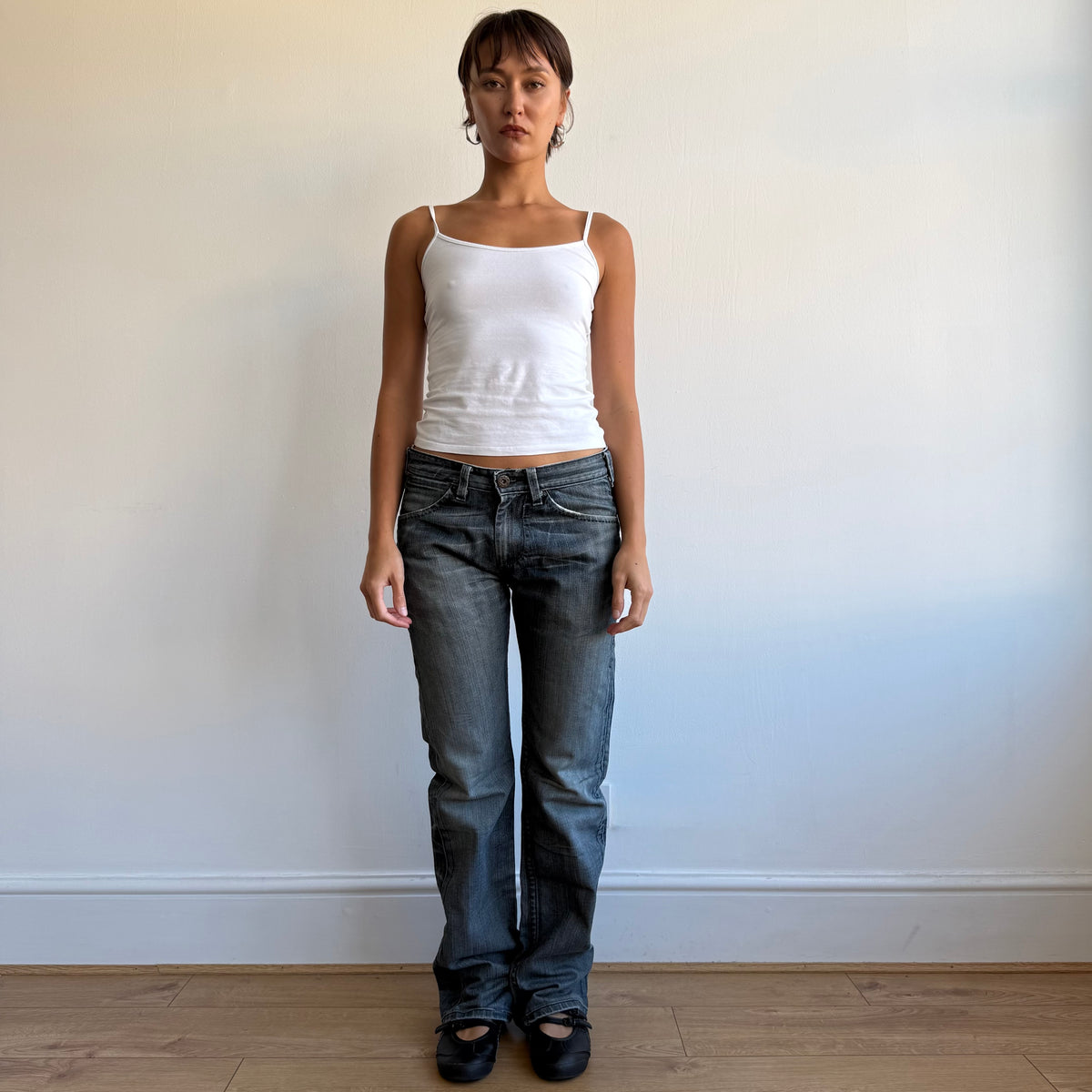 Levi’s dark wash star jeans - Size 31x34