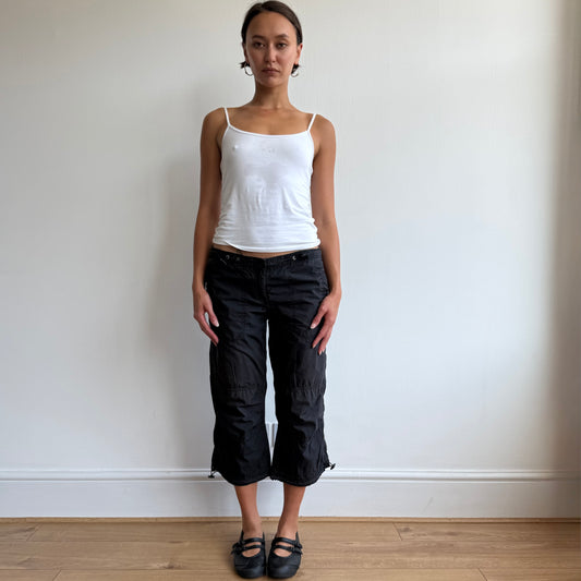 Black toggle cargo capris - Size S