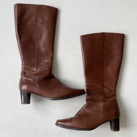 Brown leather boots - Size UK6