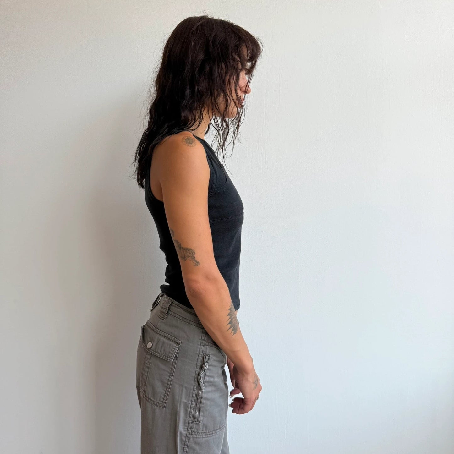 Khaki toggle waist capris / cargo trousers - Size XS